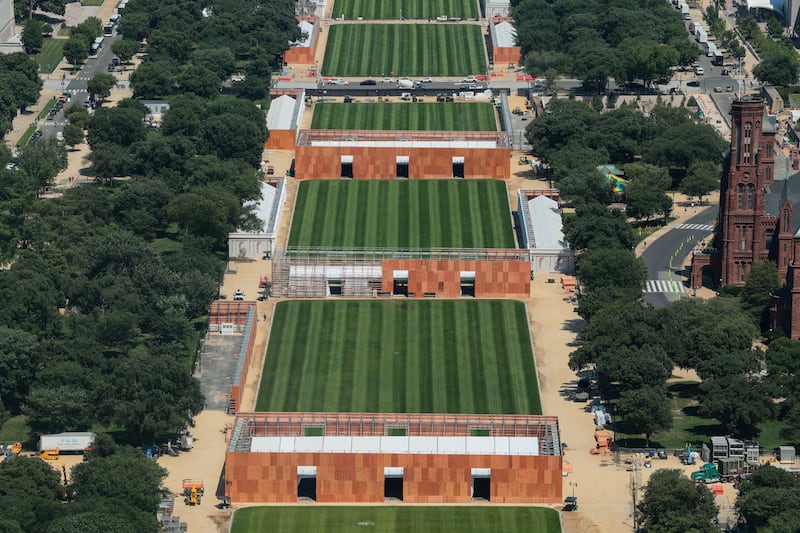 Construction continues on the National Mall ahead of the 250th anniversary of U.S. Independence, in Washington, D.C., U.S., June 5, 2026. REUTERS/Kylie Cooper