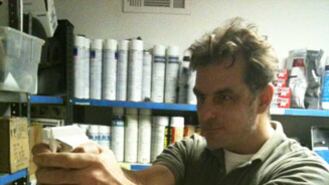 galleries/2010/08/26/hot-exterminators/hot-exterminators---jeff_hrt6ms