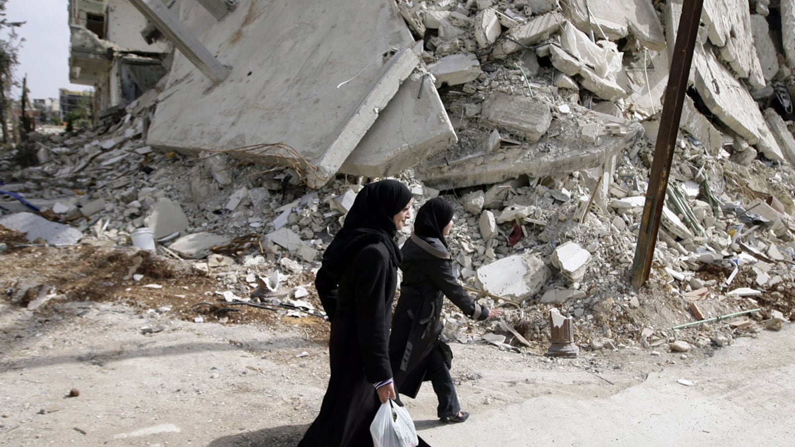 articles/2012/08/13/syrian-army-accused-of-vicious-systematic-rape/syria-rape-dettmer_ps4q6p