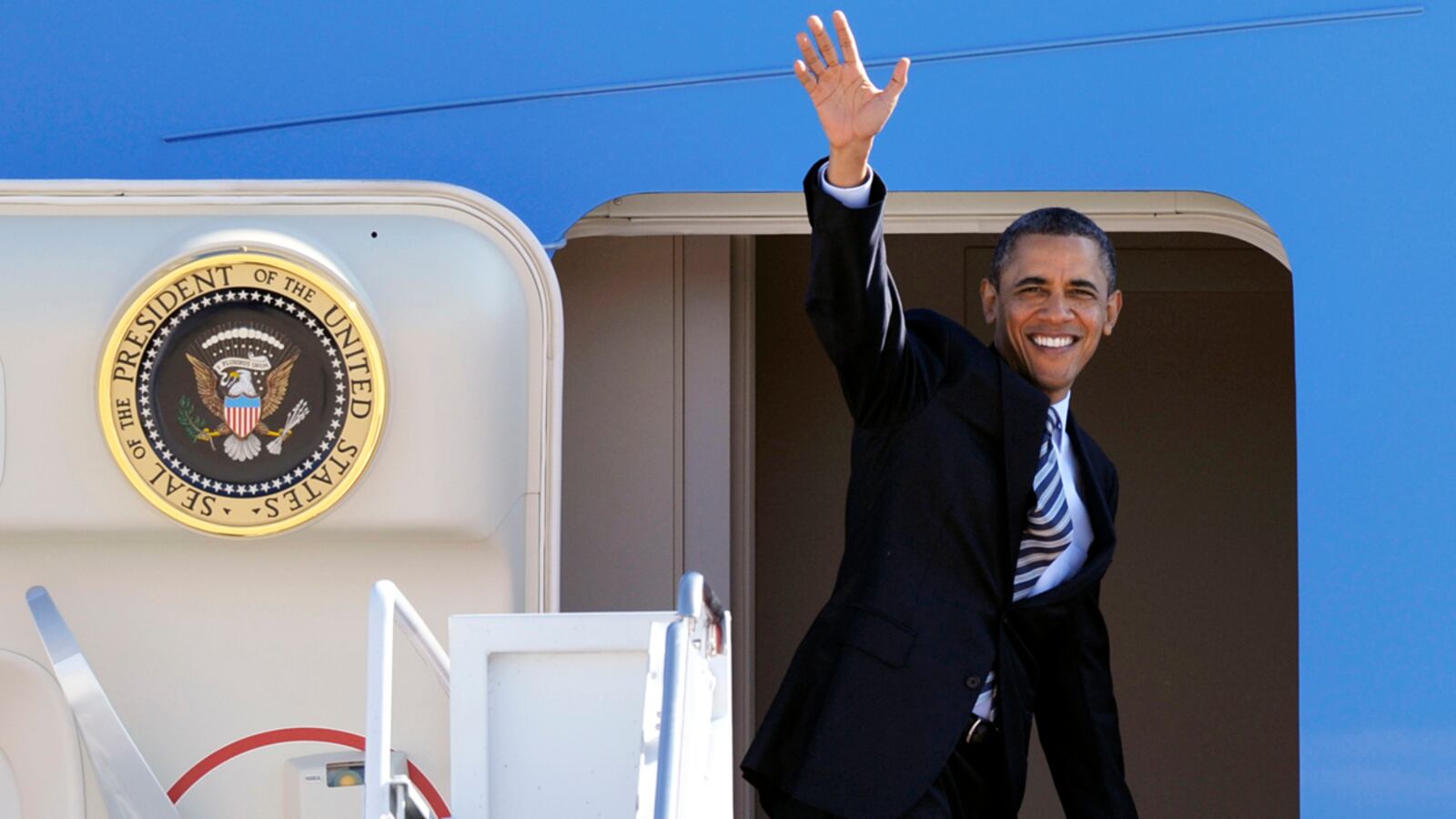 cheats/2012/02/15/voters-optimistic-about-economy-obama/obama-economy-cheat_s9noif