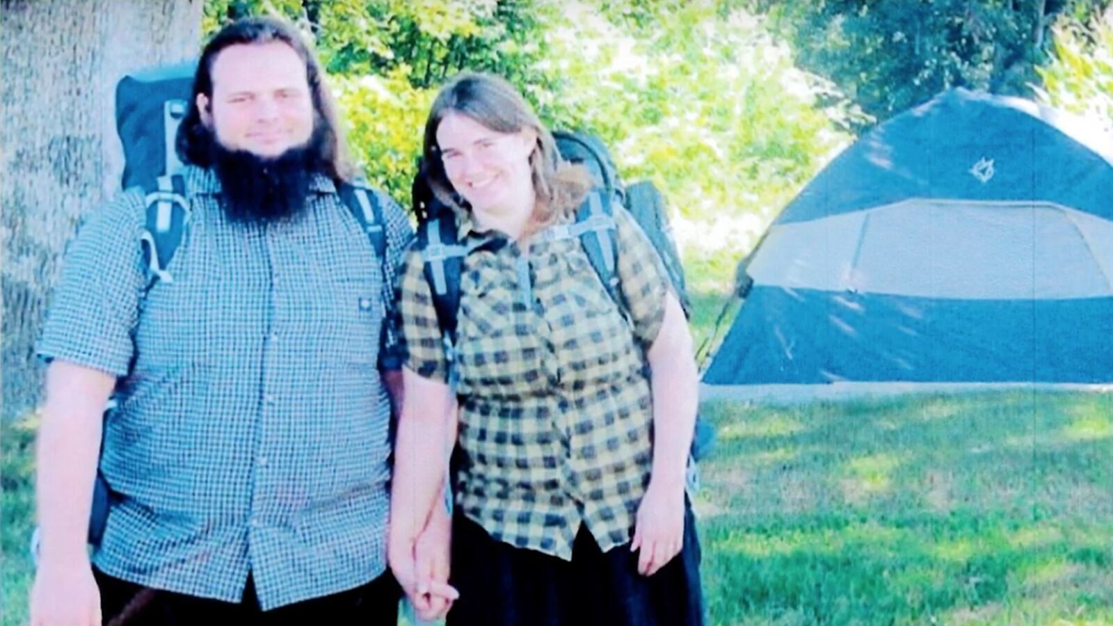 cheats/2016/07/01/us-taliban-hostage-has-given-birth-twice/160701-taliban-hostage-cheat_fh3vya