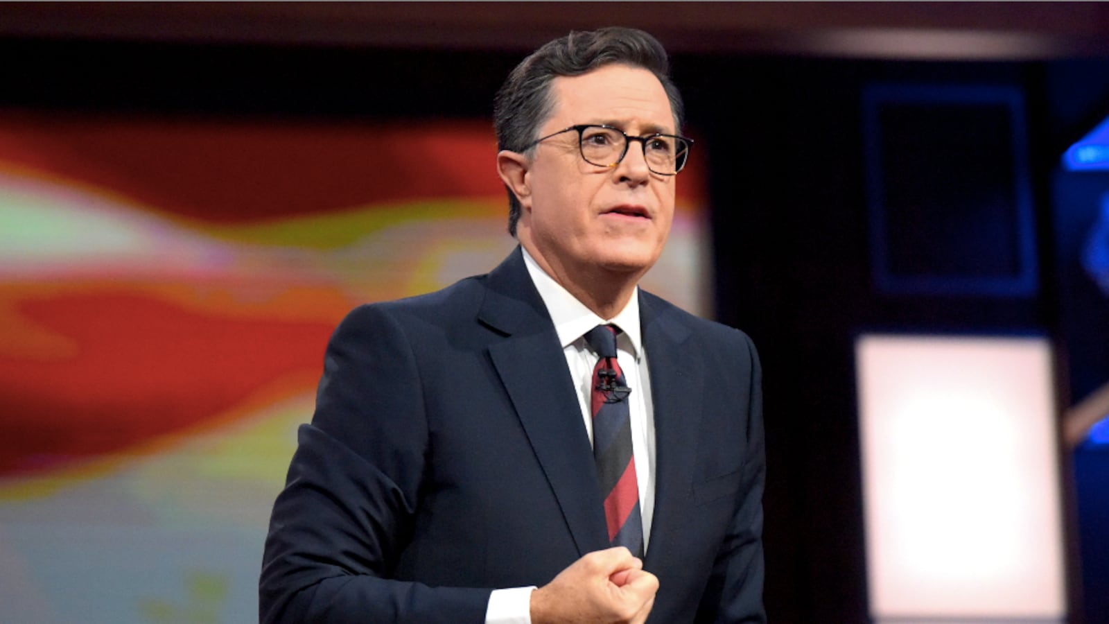 articles/2016/11/09/stephen-colbert-s-mournful-election-night-special/161108-grove-stephen-colbert-election-night-tease_hrurim