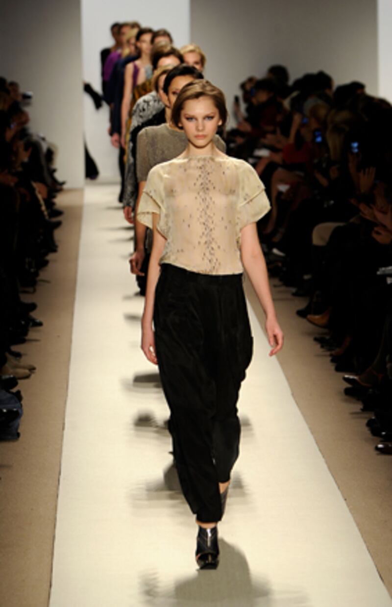 galleries/2010/02/17/fashion-week-day-7/fashion-week-wrap-5---brian-reyes_w3x0ub