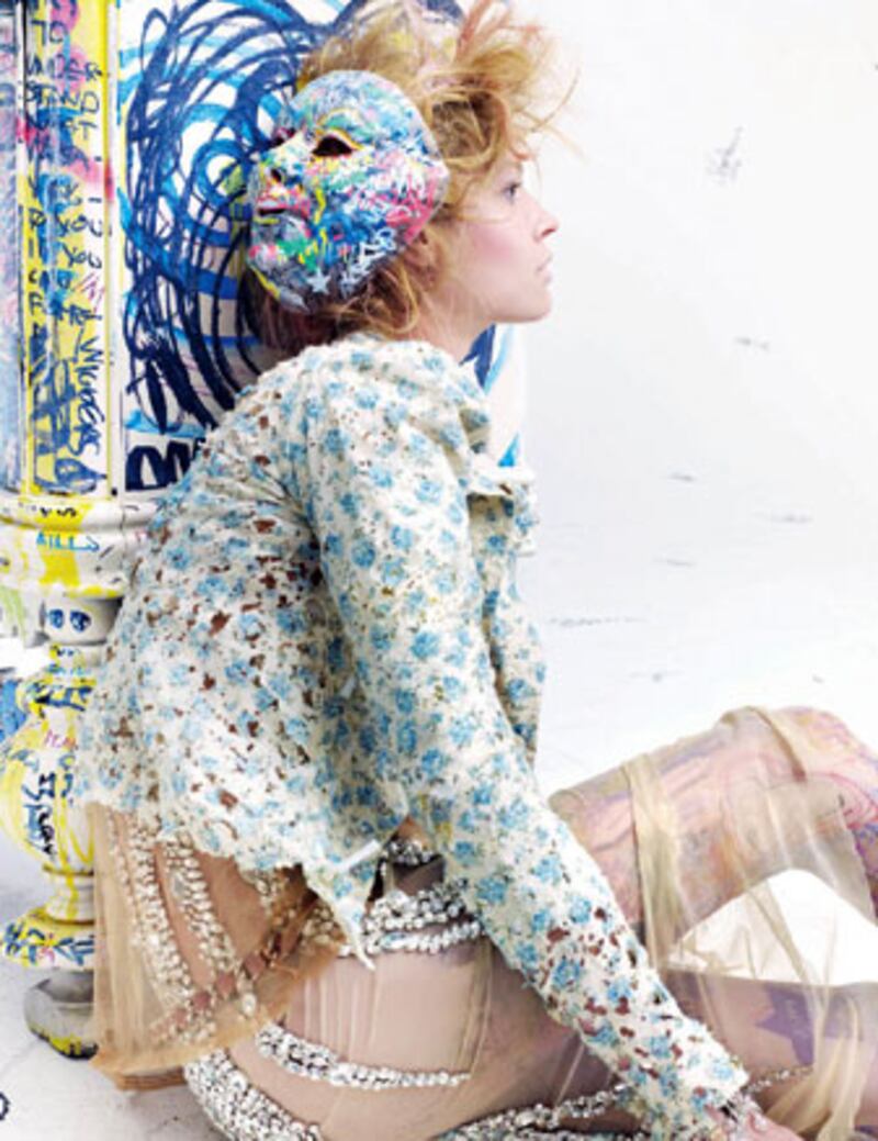 galleries/2010/01/22/craig-mcdean-for-interview-magazine/craig-mcdean---2_l9gvvo