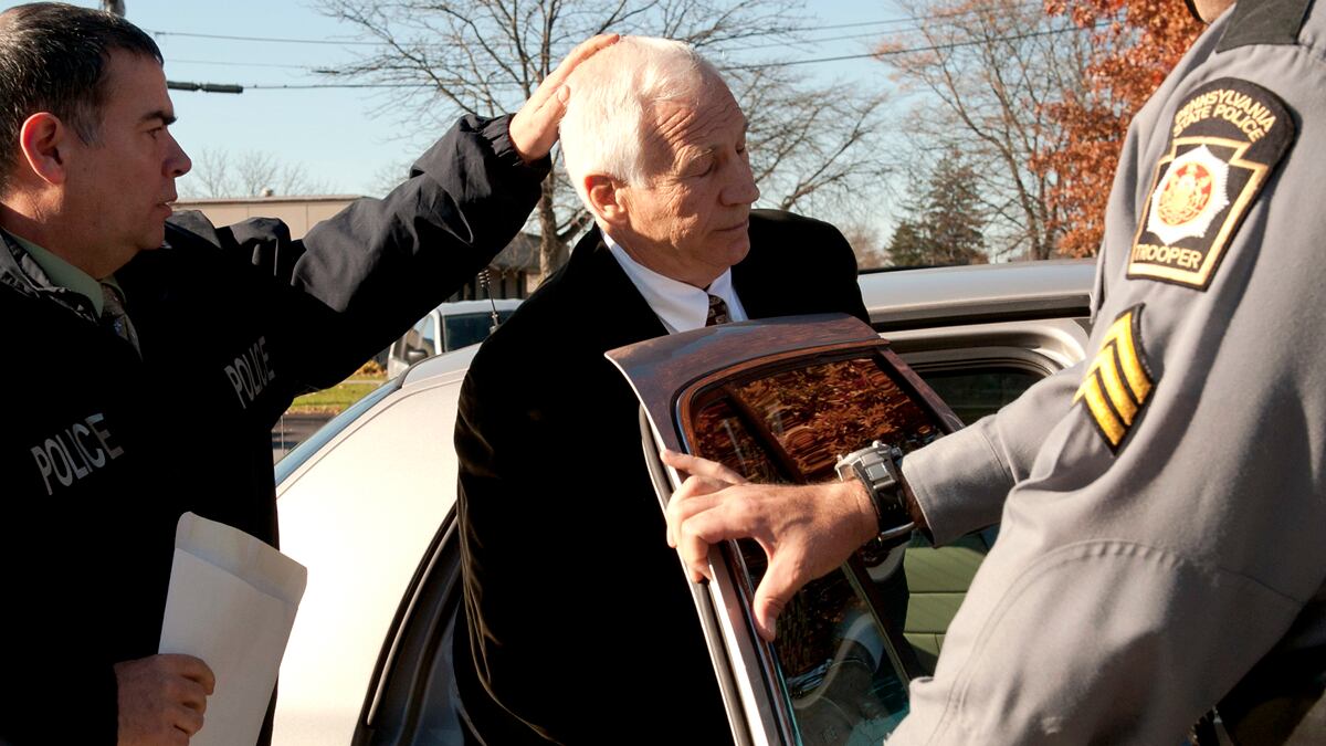 cheats/2011/11/15/attorney-don-t-assume-sandusky-s-guilty/penn-state-coach-arrest-cheat_iirgtq