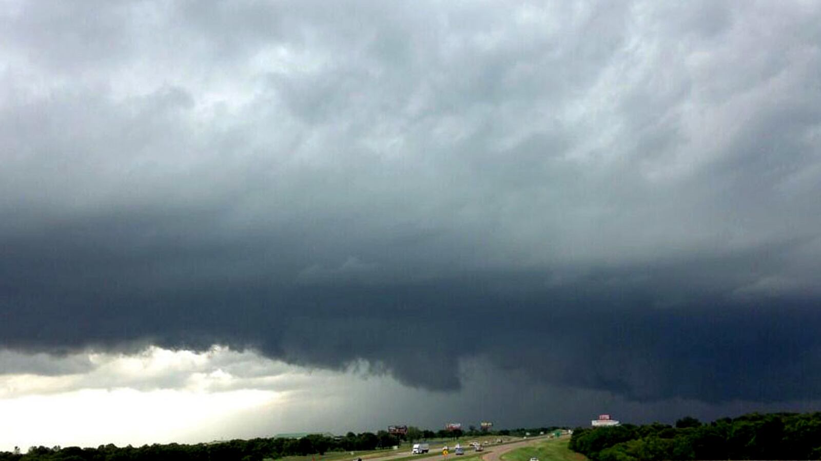 cheats/2013/06/01/storm-creeps-along-midwest/130531-oklahoma-tornado-warning-cheat_izj4mm