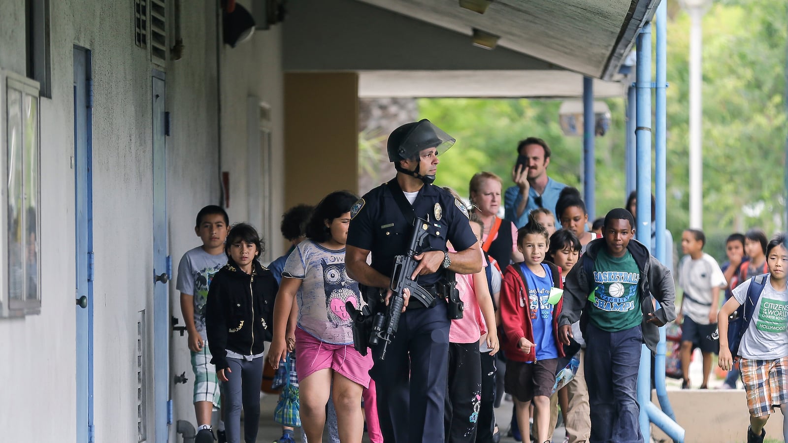 cheats/2013/06/08/police-on-santa-monica-shooting/130608-santa-monica-cheat_f8jskv