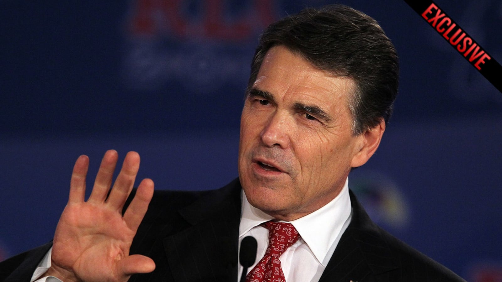 articles/2011/08/12/rick-perry-exclusive-newsweek-interview-calls-for-dismantling-social-security-and-medicare/rick-perry-romano_r9xrhf
