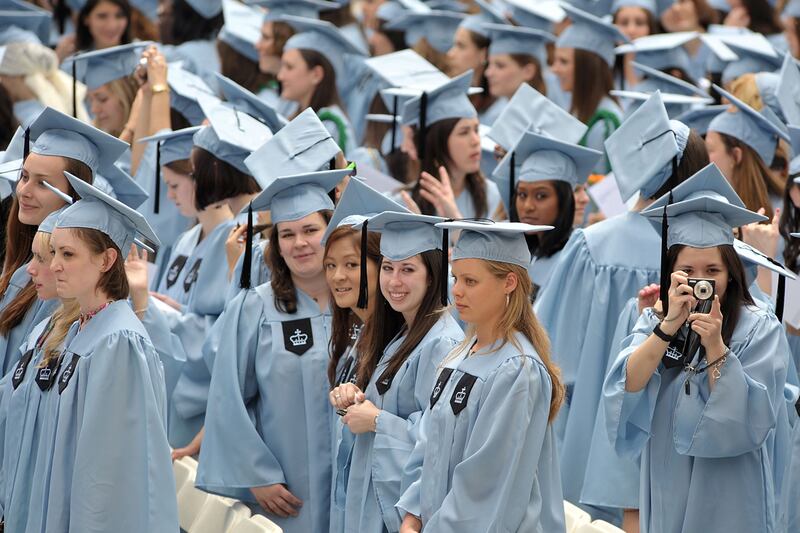 articles/2012/03/07/ugly-online-attacks-on-barnard-women-ahead-of-obama-commencement-speech/barnard-commencement-obama-ellison_ka1vpi