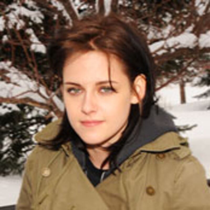 articles/2010/01/25/kristen-stewart-sundance-it-girl/sundance-kristen-stewart_77485_vg2hpp