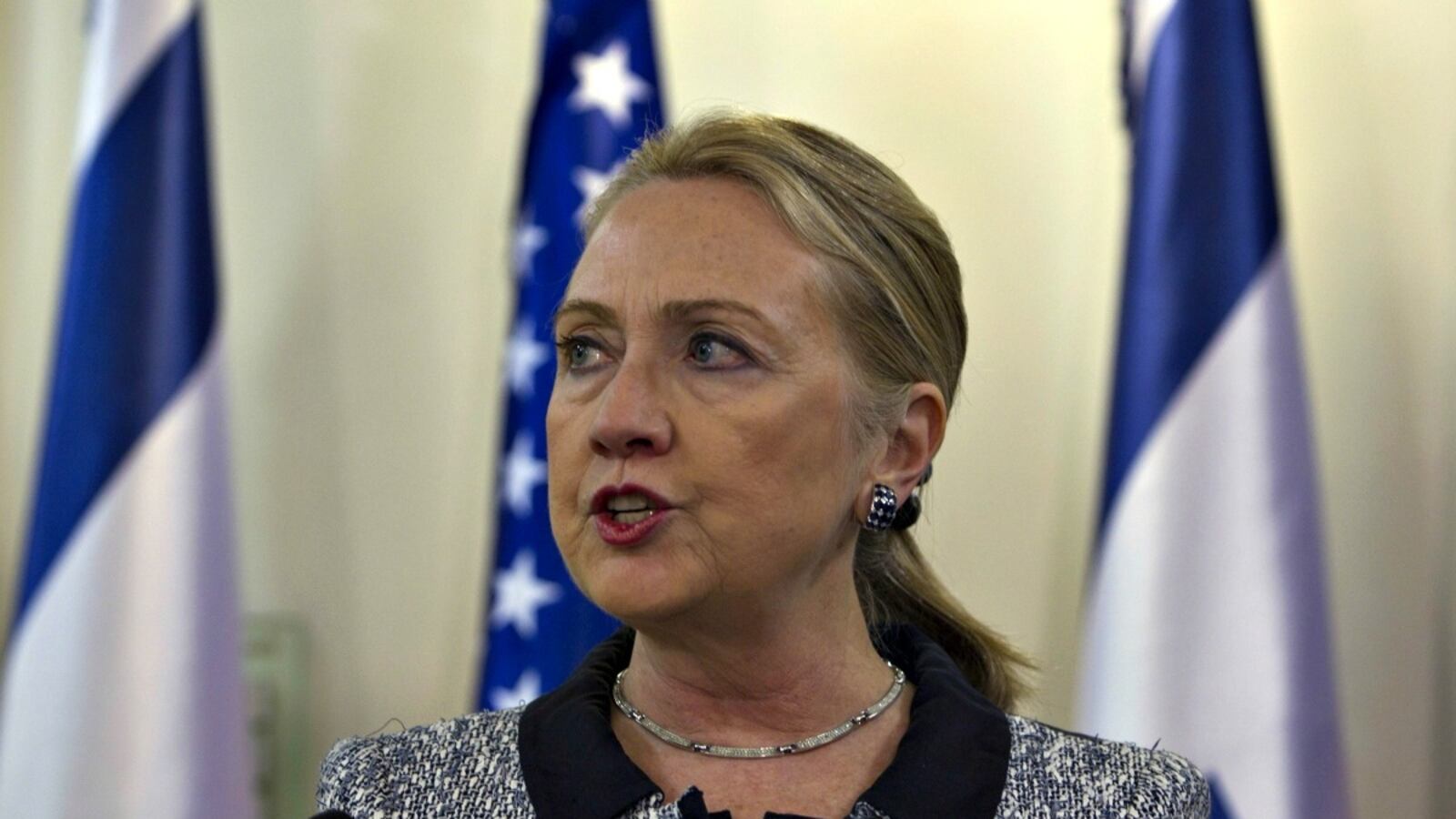 cheats/2013/01/03/clinton-to-return-to-work-next-week/clinton-back-to-work-cs_hj8cky