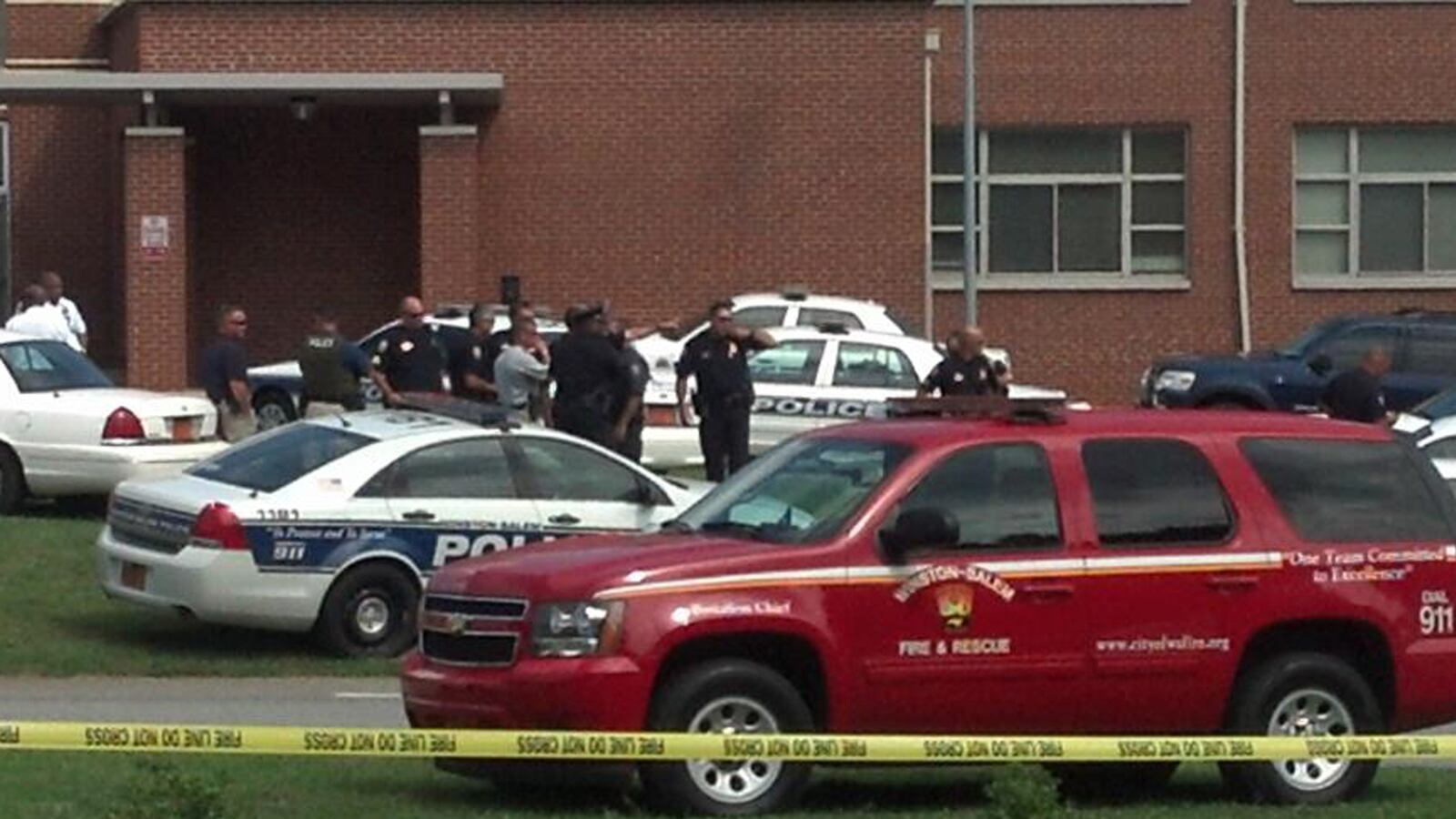 cheats/2013/08/30/suspect-arrested-in-n-c-school-shooting/130830-carver-high-cheat_of4ubr