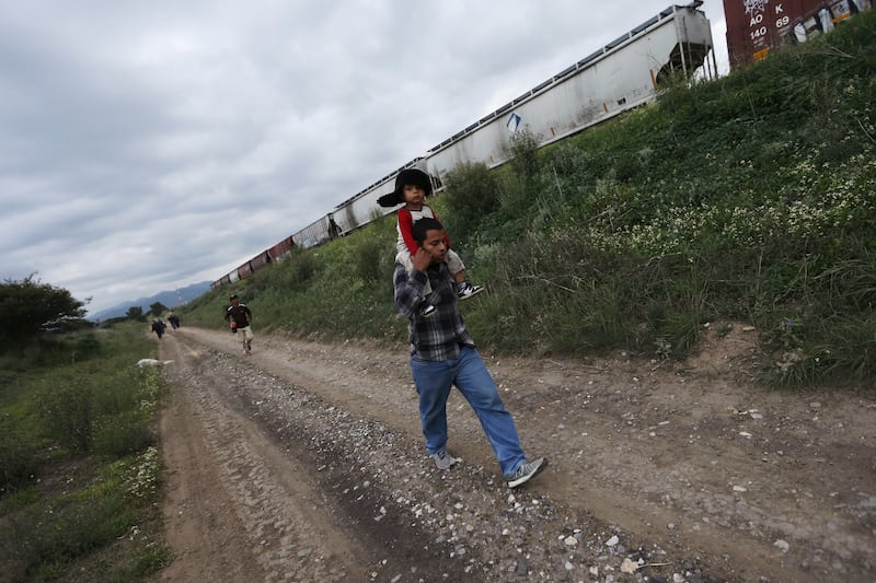 , near of Mexico City, June 1, 2015. An increasing number of Central Americans are sneaking across Mexico's largely unpoliced southern border en route to the United States. Picture taken June 1, 2015. REUTERS/Edgard Garrido