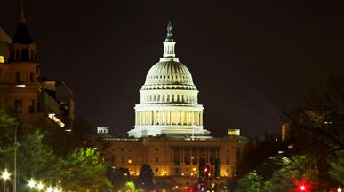 cheats/2011/04/09/dems-and-gop-agree-to-budget/capitol-at-night_gvxcl6