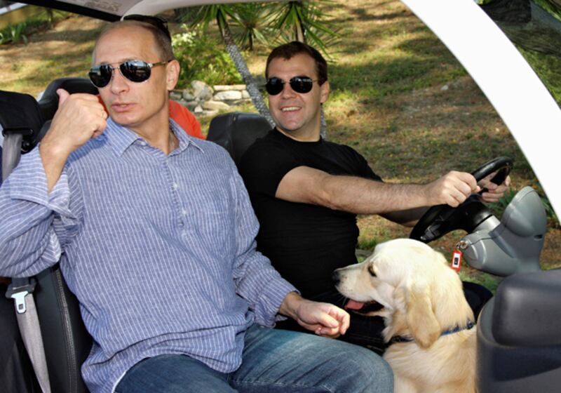 galleries/2010/11/29/wikileaks-gossip/wikileaks-gossip---putin-medvedev_u98bn4