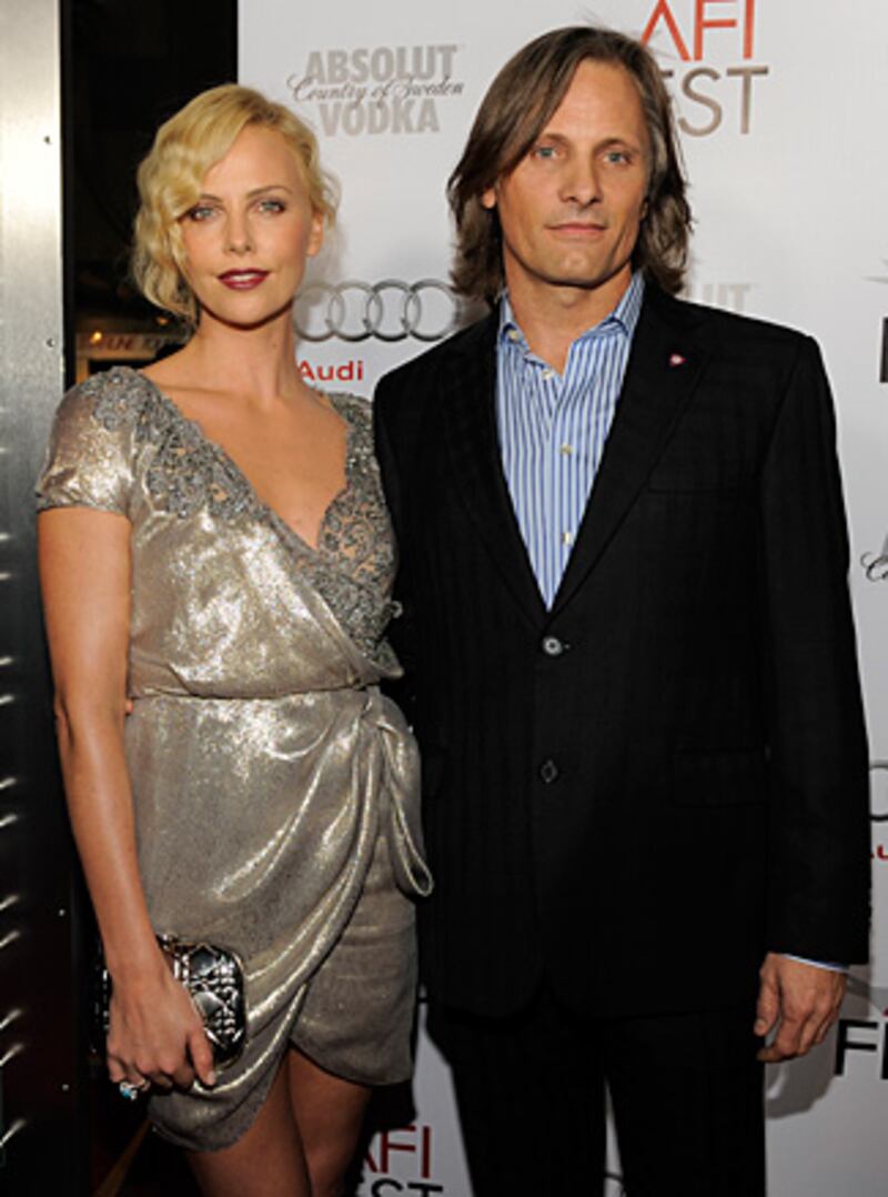 galleries/2009/11/05/oh-what-a-night/red-carpet-10-7_uu6tnk