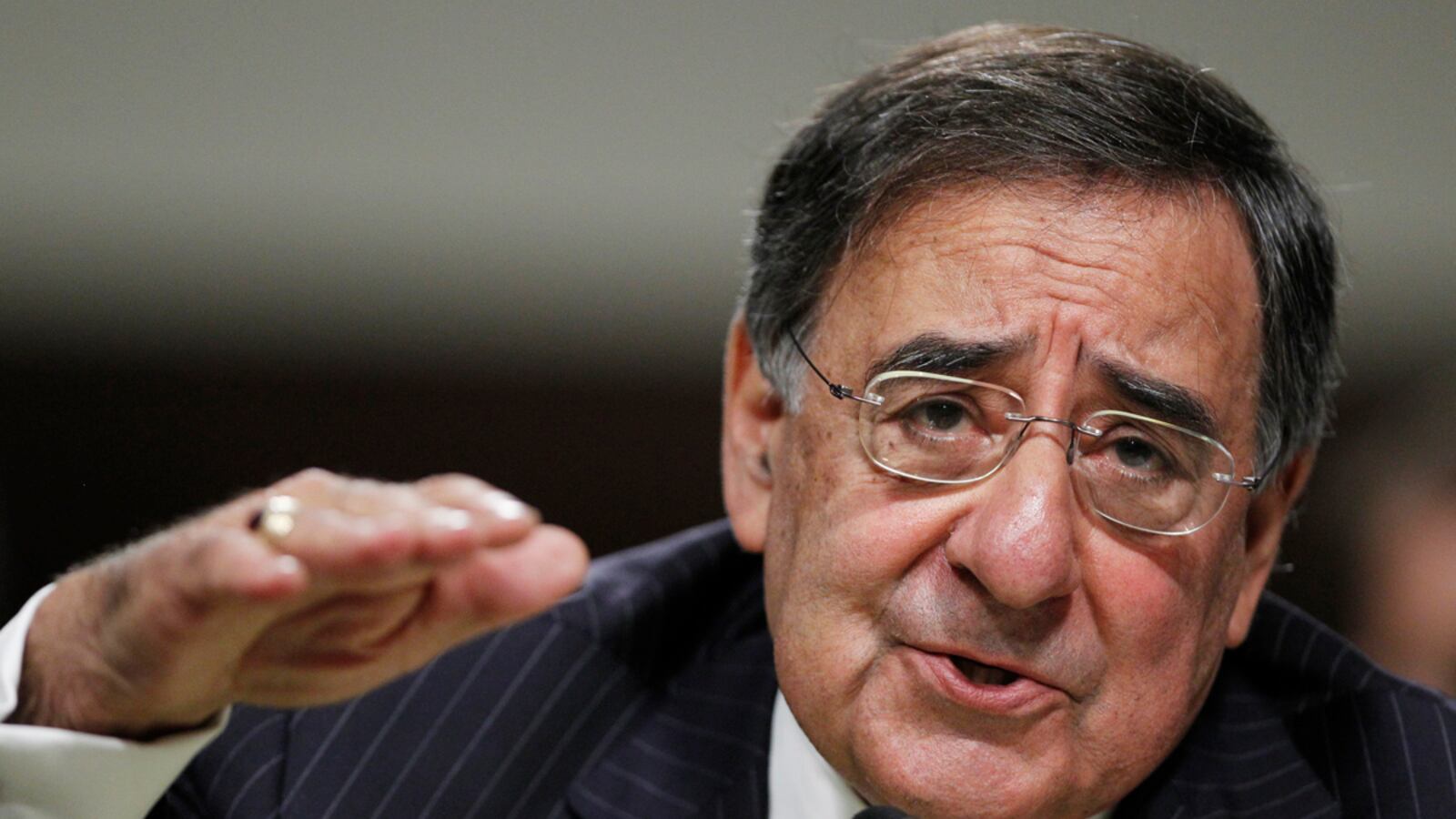 cheats/2011/06/21/panetta-approved-as-defense-secretary/panetta-confirmation-cheat_dmof3h