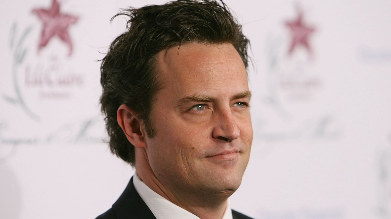 Actor Matthew Perry arrives at a Lili Claire Foundation Dinner