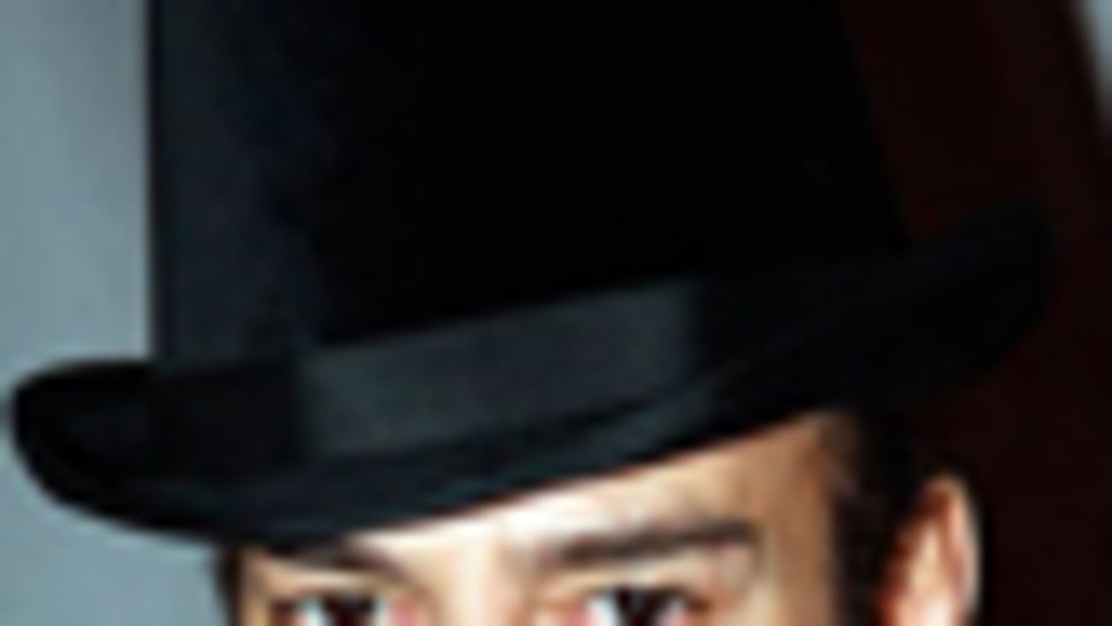 cheats/2011/03/01/dior-fires-galliano/galliano-fired-from-dior_ubvqxw