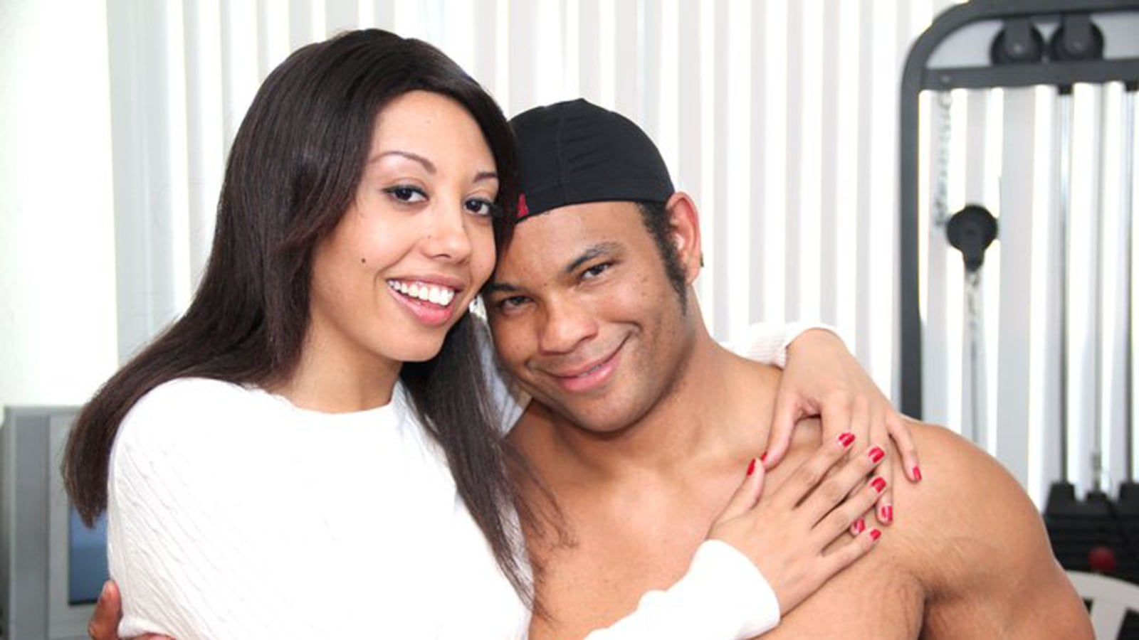 articles/2012/04/23/porn-star-sledge-hammer-s-hidden-demons/sledge-hammer-girlfriend-fernandez-tease_n9gykn