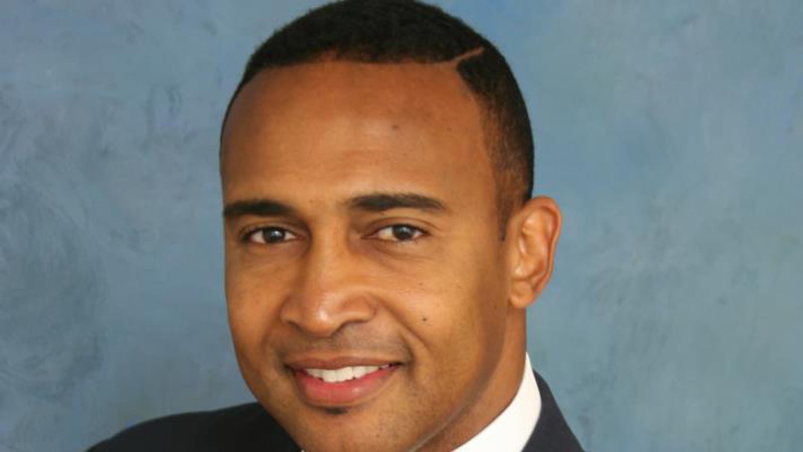 cheats/2014/03/26/nc-mayor-nabbed-on-corruption/140325-patrick-cannon-cheat_y8mfbw