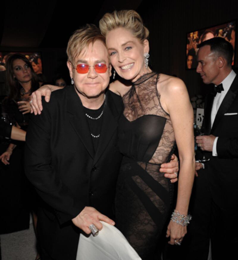 galleries/2010/02/19/a-list-auction-for-haiti/celebrity-haiti-donations---elton_rimirz