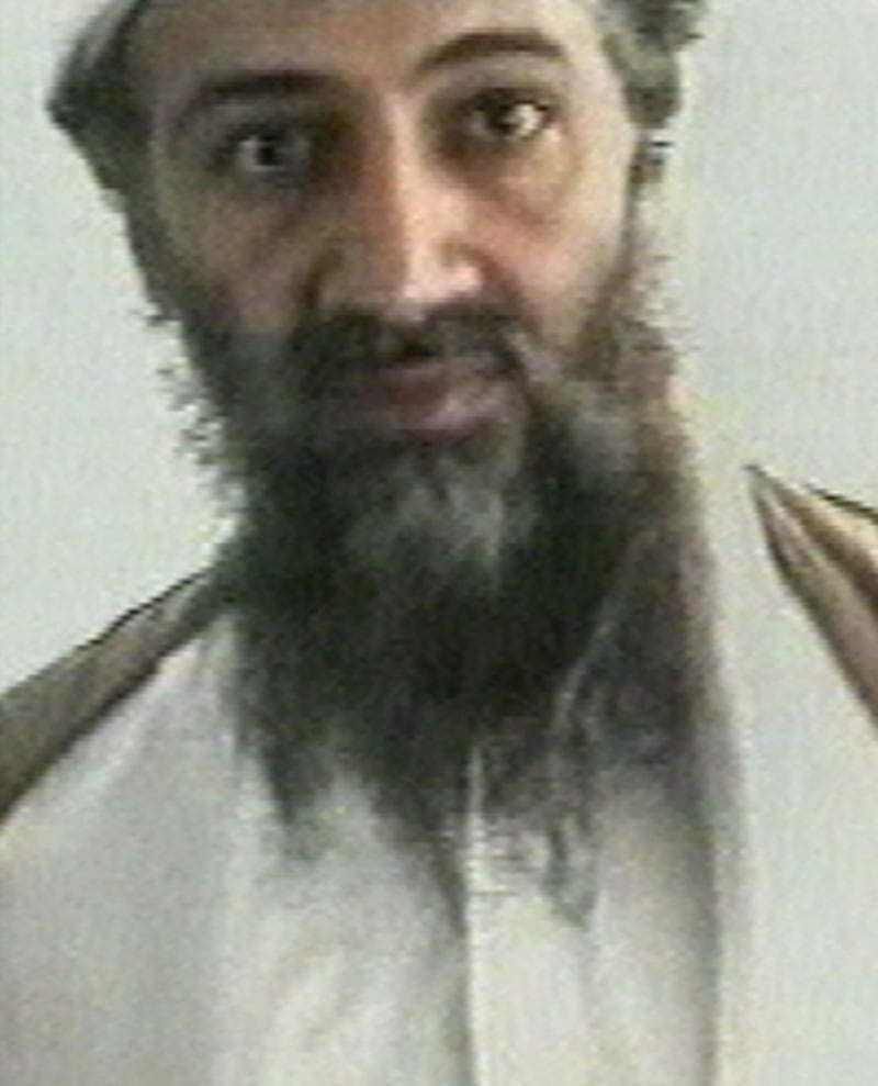 galleries/2011/10/20/gaddafi-killed-more-famous-remains-photos/famous-remains---osama-bin-laden_w39epz