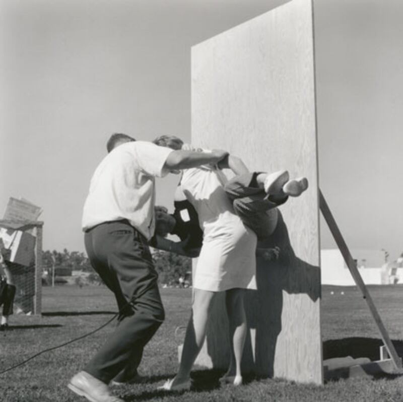 galleries/2009/12/16/larry-sultan-s-california-dreams/larry-sultan-15_nuaofi