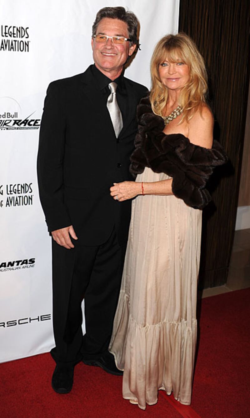 galleries/2010/08/23/on-set-romance/on-set-romance---russell-hawn_cni6c1