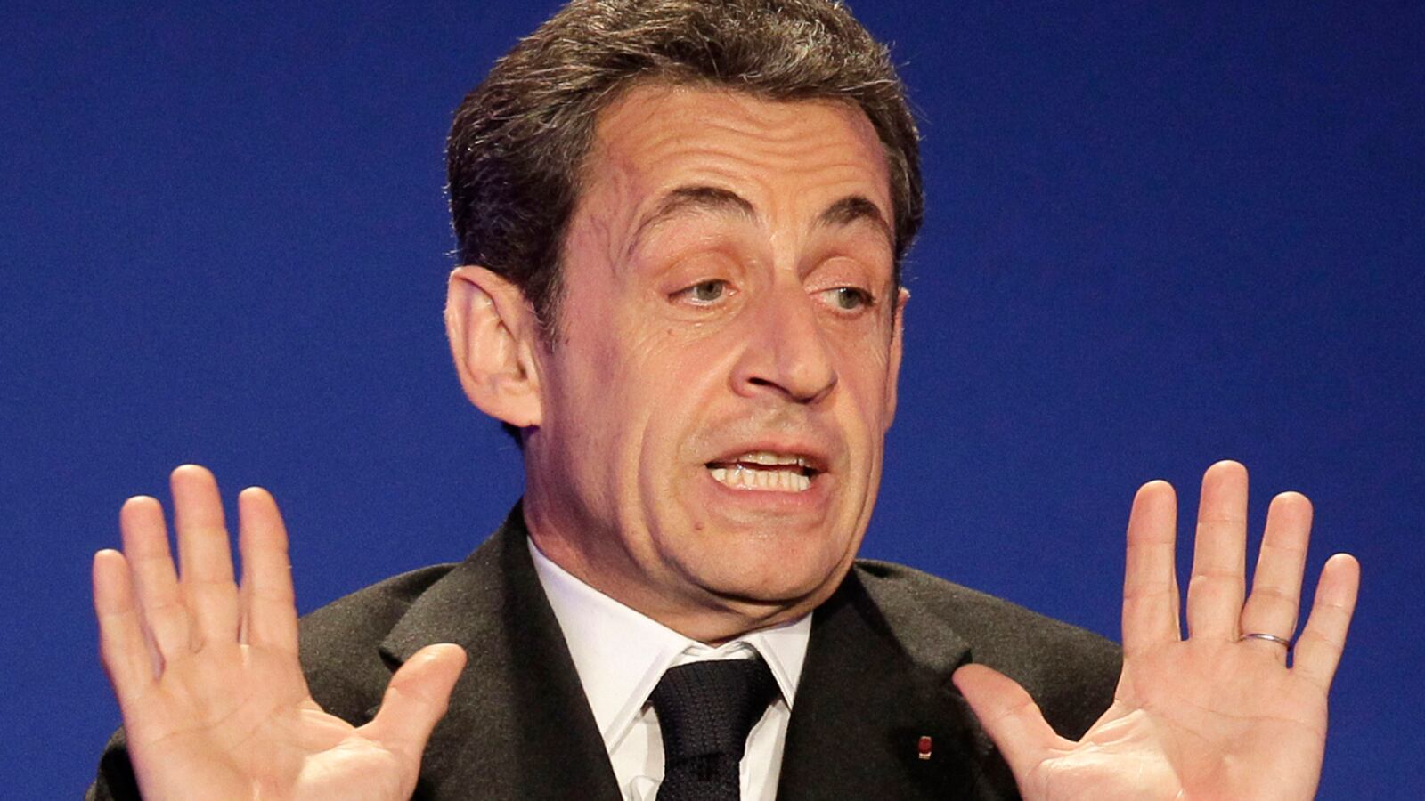 cheats/2012/04/20/sarkozy-makes-final-plea/nicolas-sarkozy-apology-cheat_wvd051