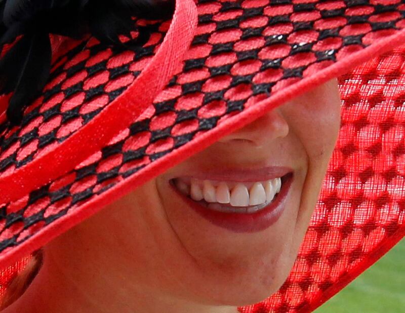 galleries/2013/05/05/hats-of-the-kentucky-derby-from-elegant-to-whacky0/derby-hats-03_lihp62