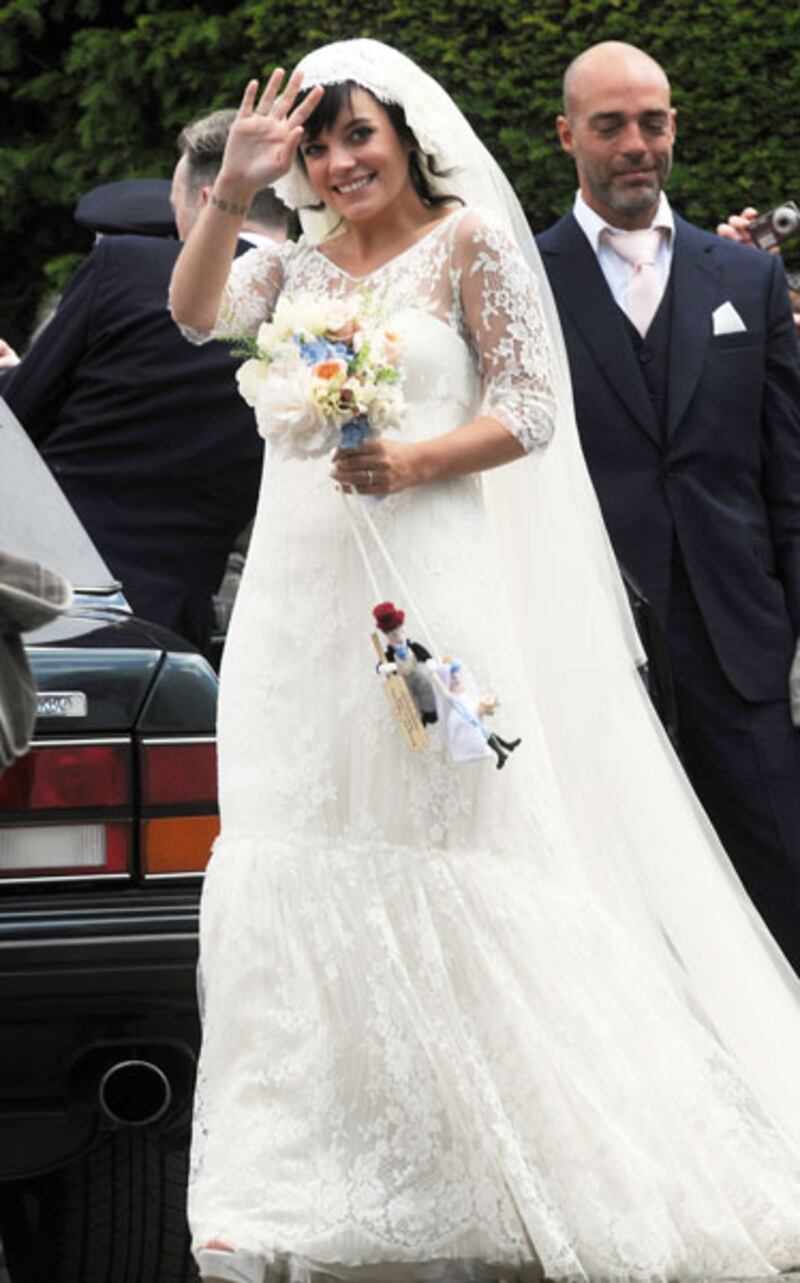 galleries/2011/07/30/celebrity-wedding-dresses-photos/wedding-dresses-allen_fjicyw