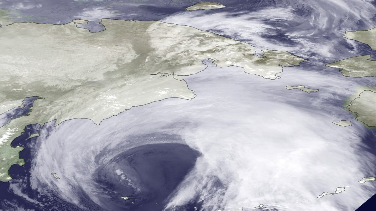 cheats/2011/11/09/enormous-storm-slams-alaska/alaka-storm-cs_klpfmk