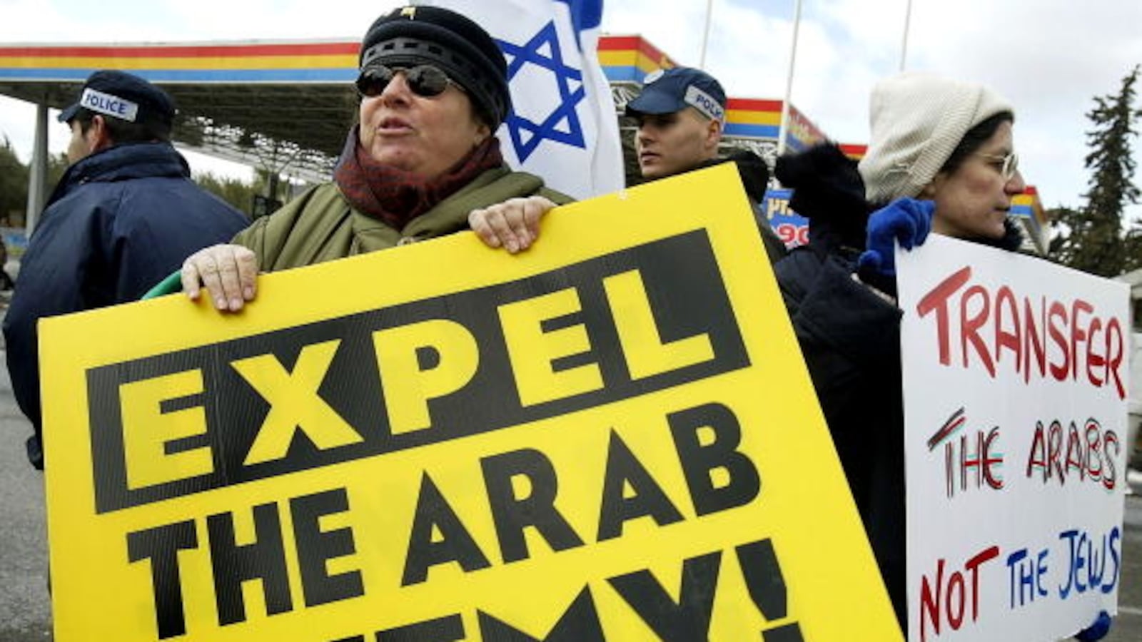 articles/2012/11/05/apartheid-ambiguity/transfer-openz_enn7na