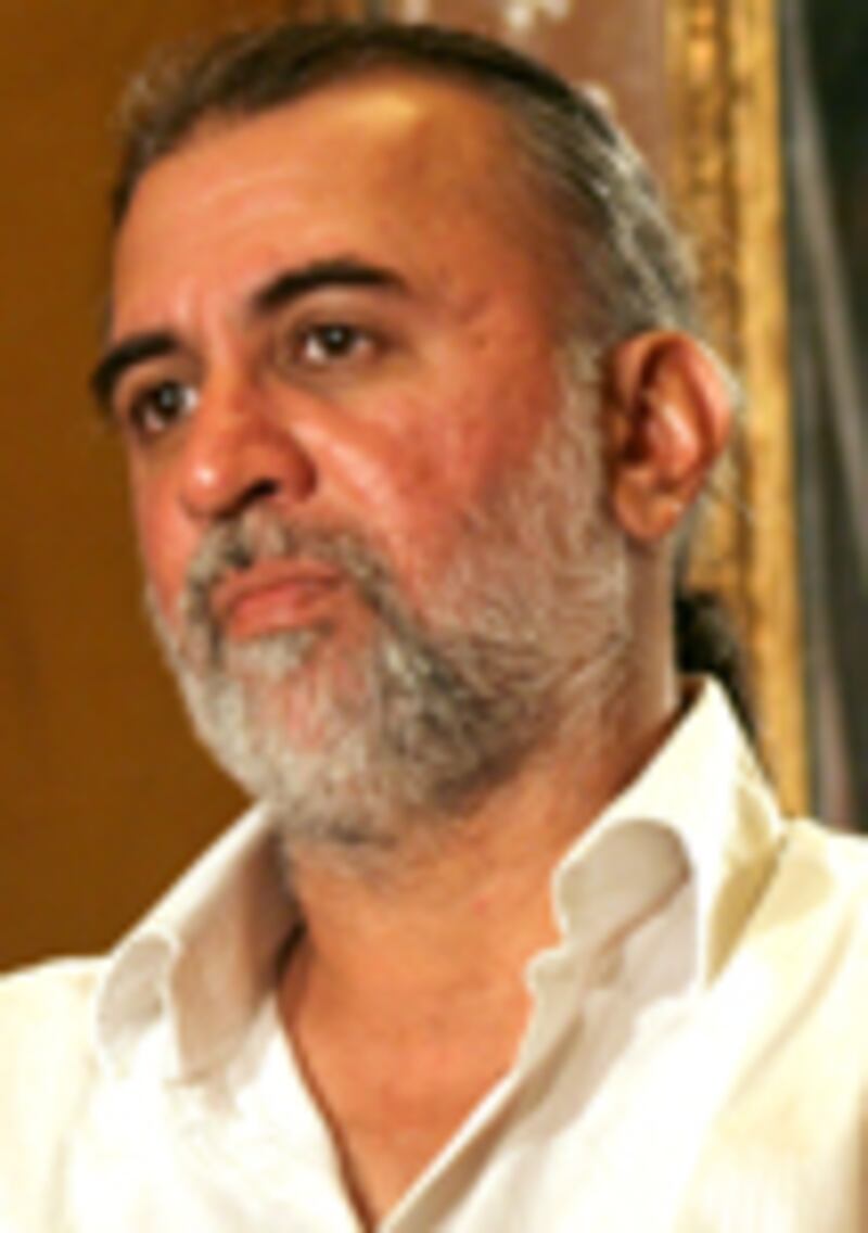 articles/2010/09/24/reboot-america-participants/reboot---tarun-tejpal_c4aooh