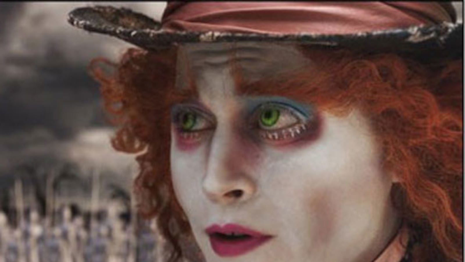 cheats/2010/01/06/new-alice-in-wonderland-image-appears/sx-top---newscheat-alice-in-wonderland_mxslxm