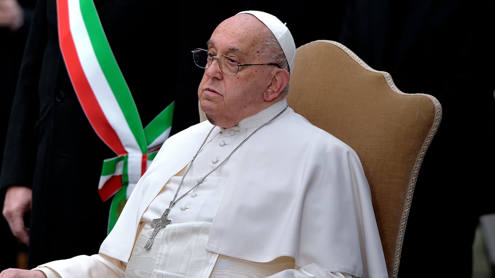 Pope Francis prayer ceremony during the traditionnal visit to the statue of Holy Mary on the day of the celebration of the Immaculate Conception et Piazza di Spagna. Rome (Italy), December 8th, 2024 (Photo by Rocco Spaziani/Archivio Spaziani/Mondadori Portfolio via Getty Images)