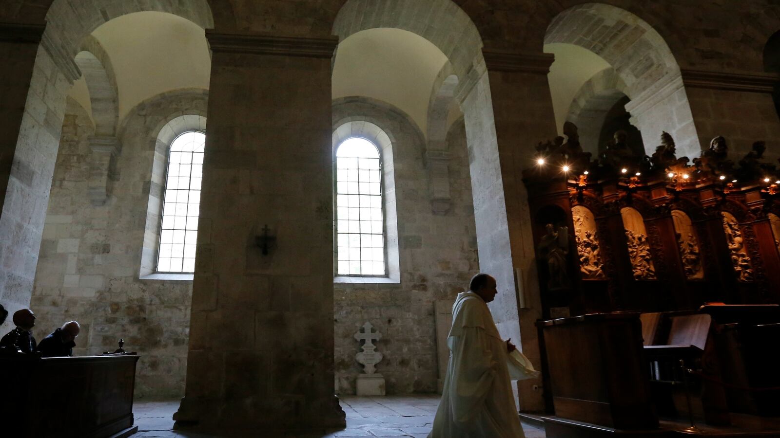 cheats/2015/11/25/minnesota-monks-had-sex-with-children/151125-monk-cheat_vharqr