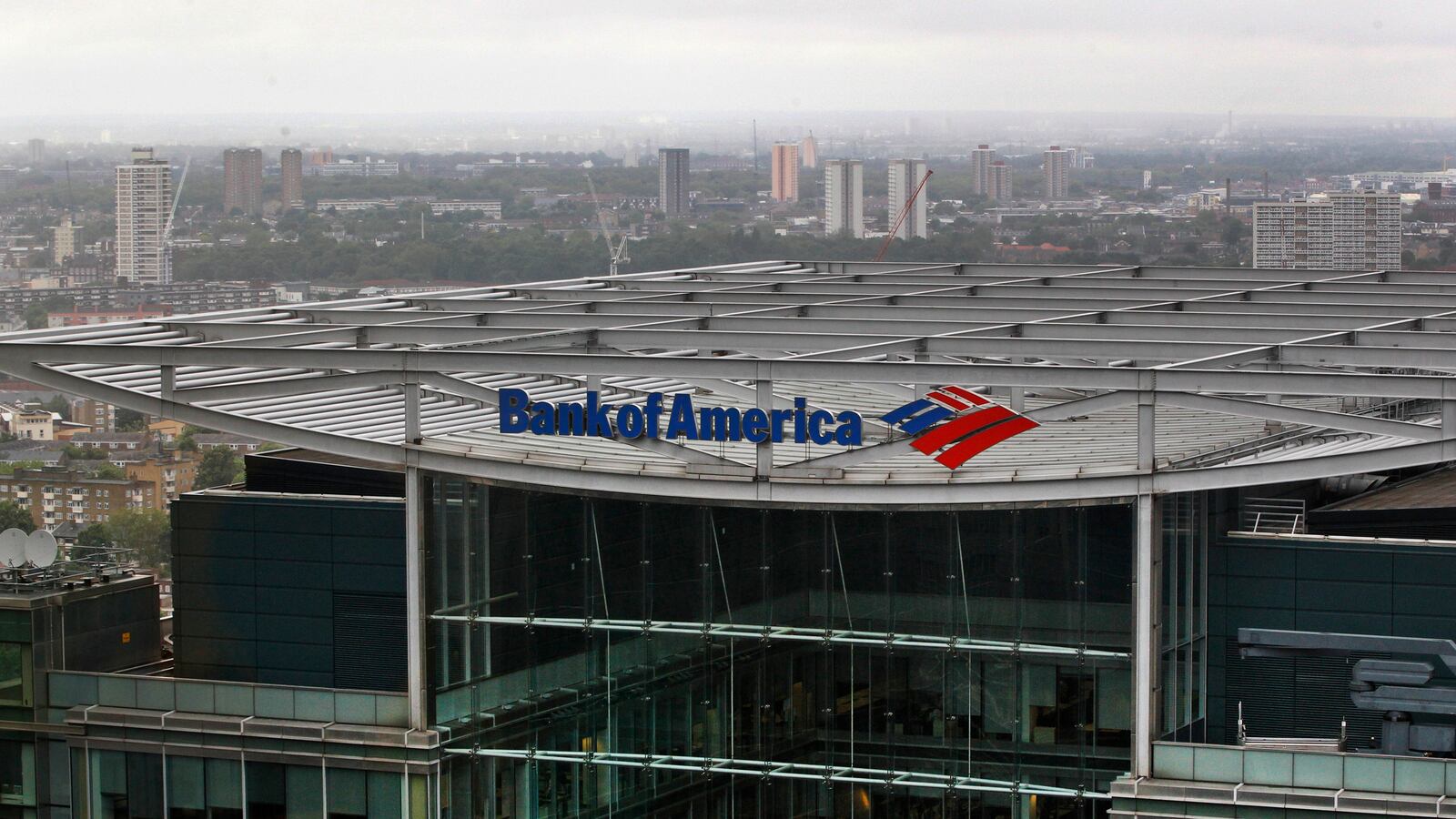 articles/2013/08/20/bank-of-america-intern-dies-after-working-three-straight-days/130820-bank-intern-cheat_uataua