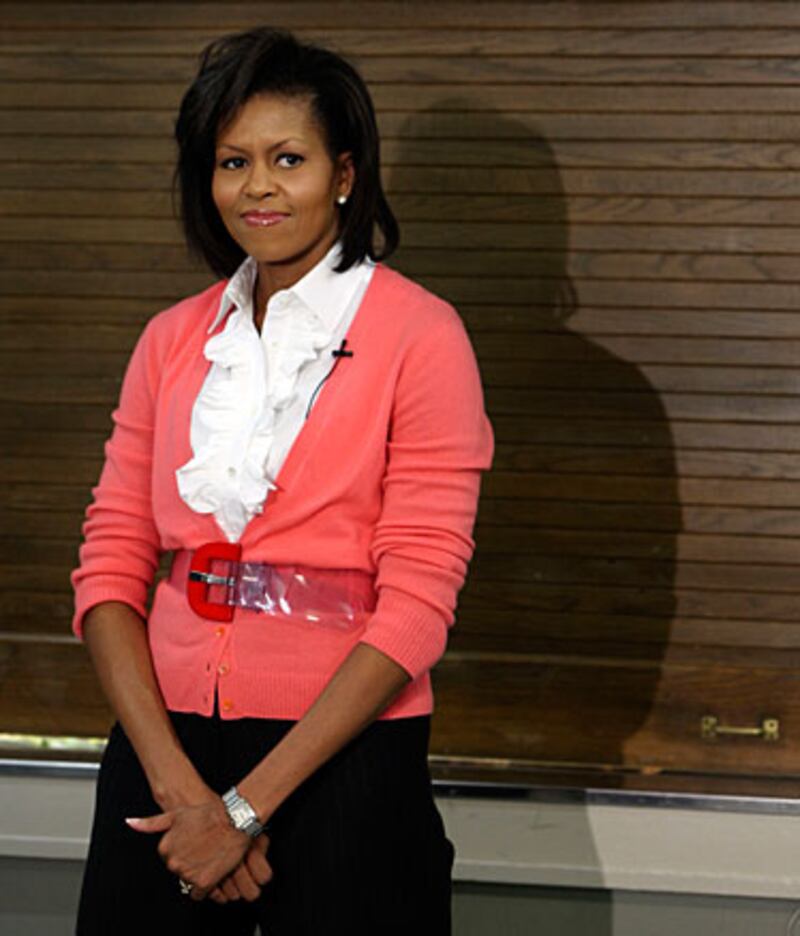 galleries/2009/04/23/the-first-100-outfits/michelle-obama-20_yauln4