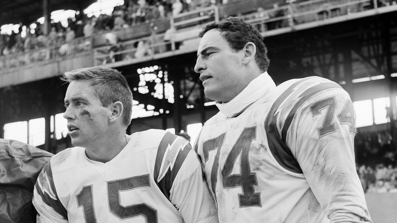 articles/2014/04/29/should-the-clippers-just-quit-lessons-from-1965-s-football-strike-against-jim-crow/140428-weiner-clippers-tease_wmjm5t