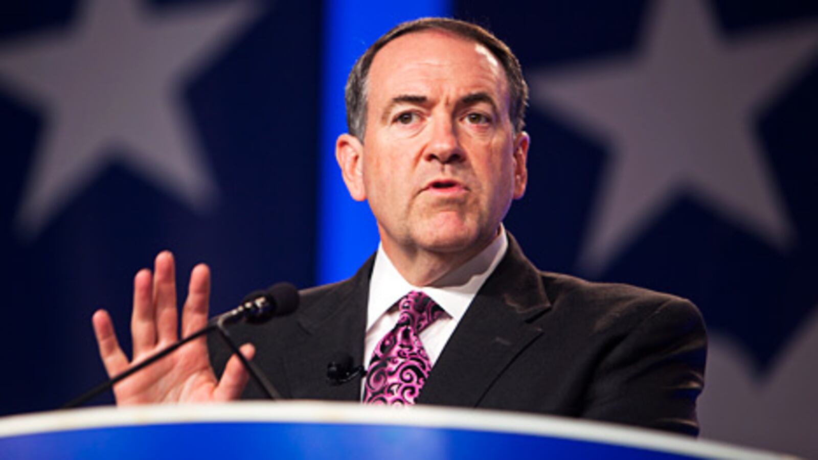articles/2011/04/26/fox-news-pushes-mike-huckabee-on-2012-presidential-decision/kurtz-huckabee-1_175989_vvbvdb