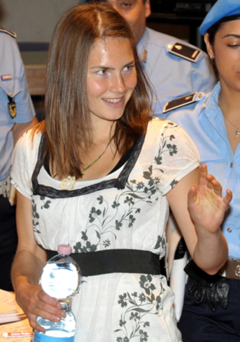 articles/2009/05/24/will-dna-damn-amanda-knox/nadeau-amanda-knox-trial_28172_thxfnj