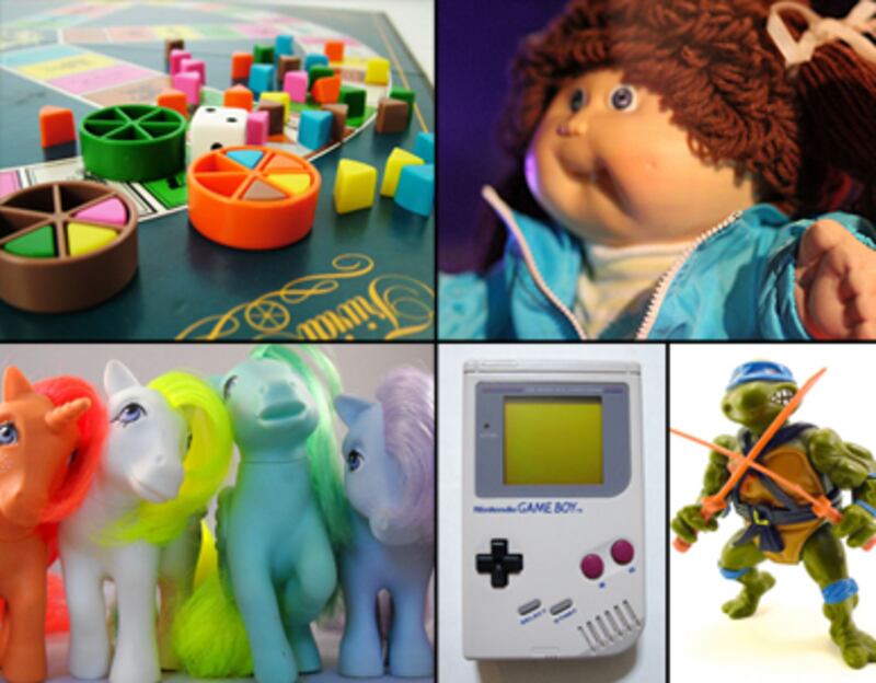articles/2010/12/17/30-top-toy-crazes-ever-from-cabbage-patch-to-furby-to-squinkies/christmas-toy-fads_147700_vwk7wt