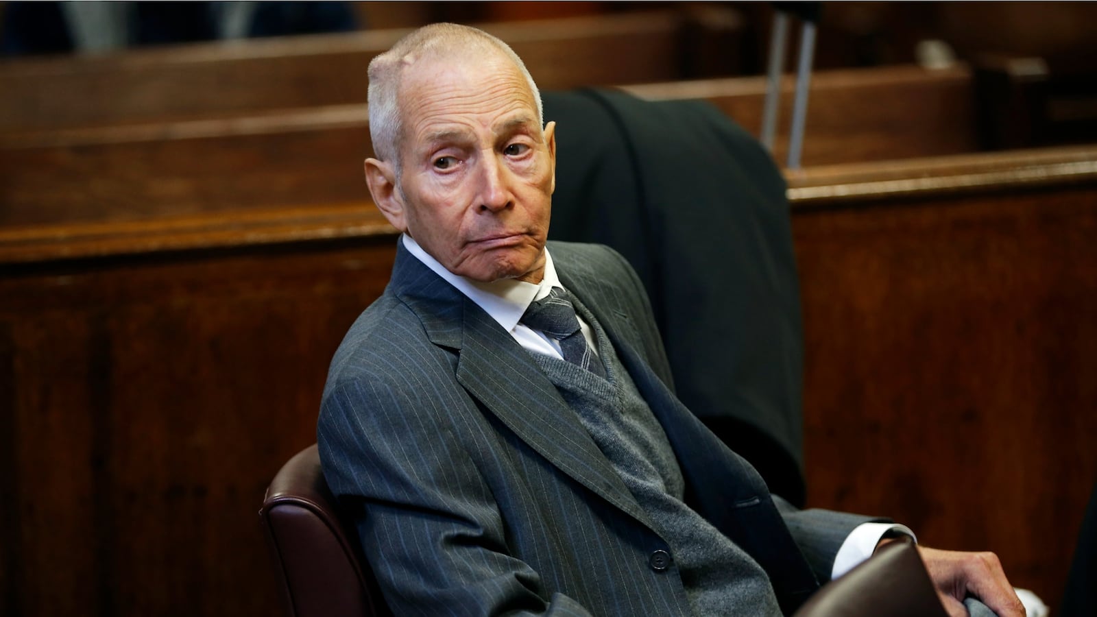 cheats/2015/11/30/robert-durst-sued-for-100-million/151130-robert-durst-cheat_vpw09j