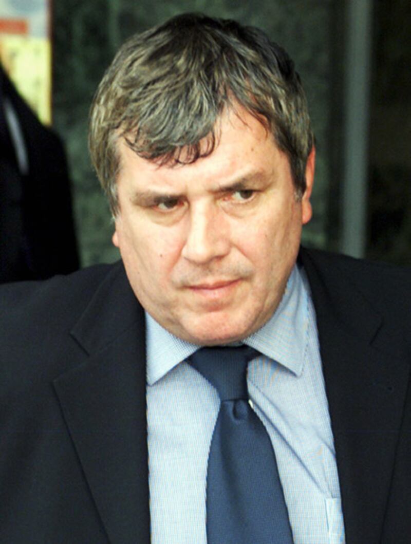 galleries/2011/07/18/the-murdoch-scandal-arrests/greg-miskiw-news-of-the-world-arrests_qpp2wy