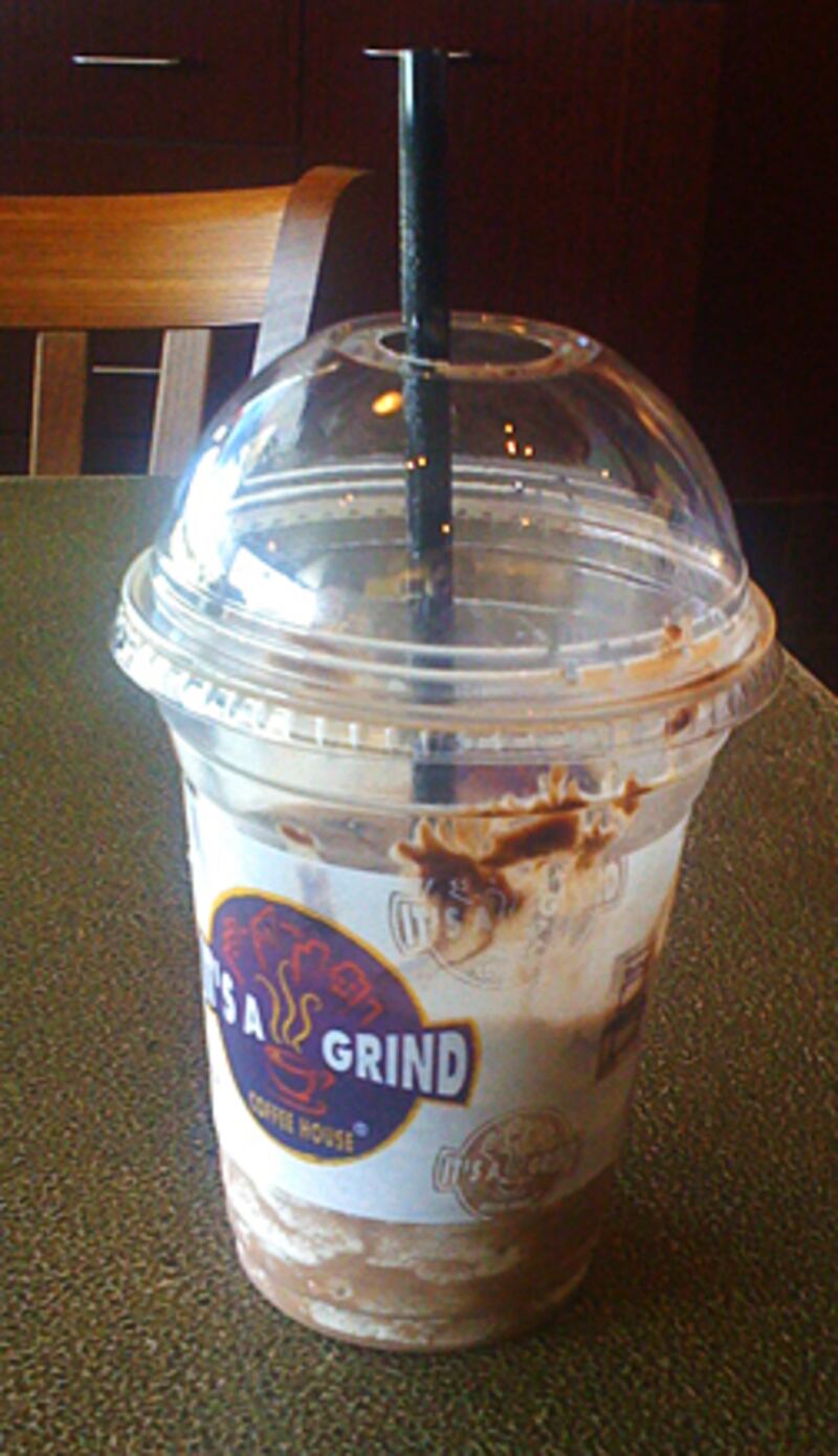 galleries/2010/11/08/40-unhealthiest-coffees/fattening-coffee---its-a-grind-coffee-house---iced-blended-mint-chip-mocha_aakl2x