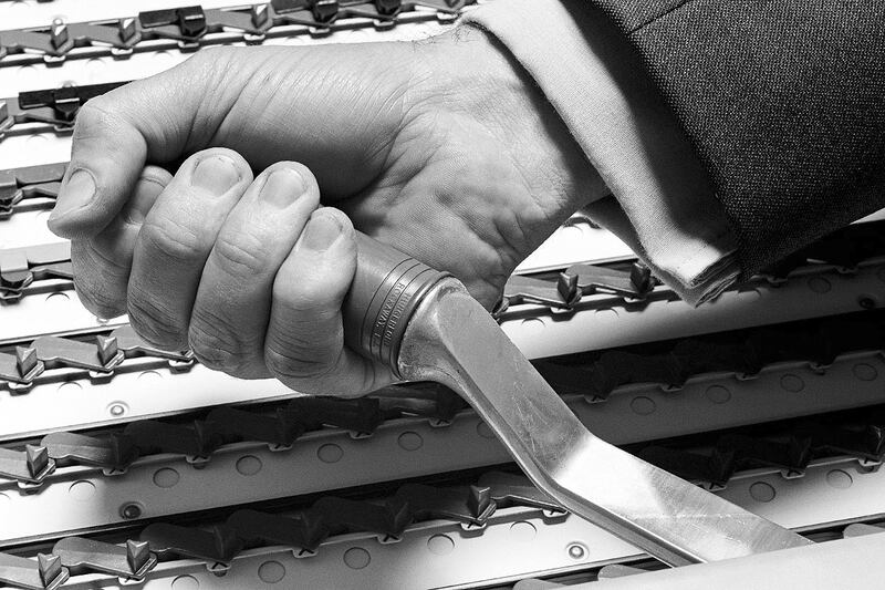 articles/2012/09/14/from-gore-to-kennedy-democrats-have-their-own-shady-voter-id-past/vote-lever-cheat_fzusnu