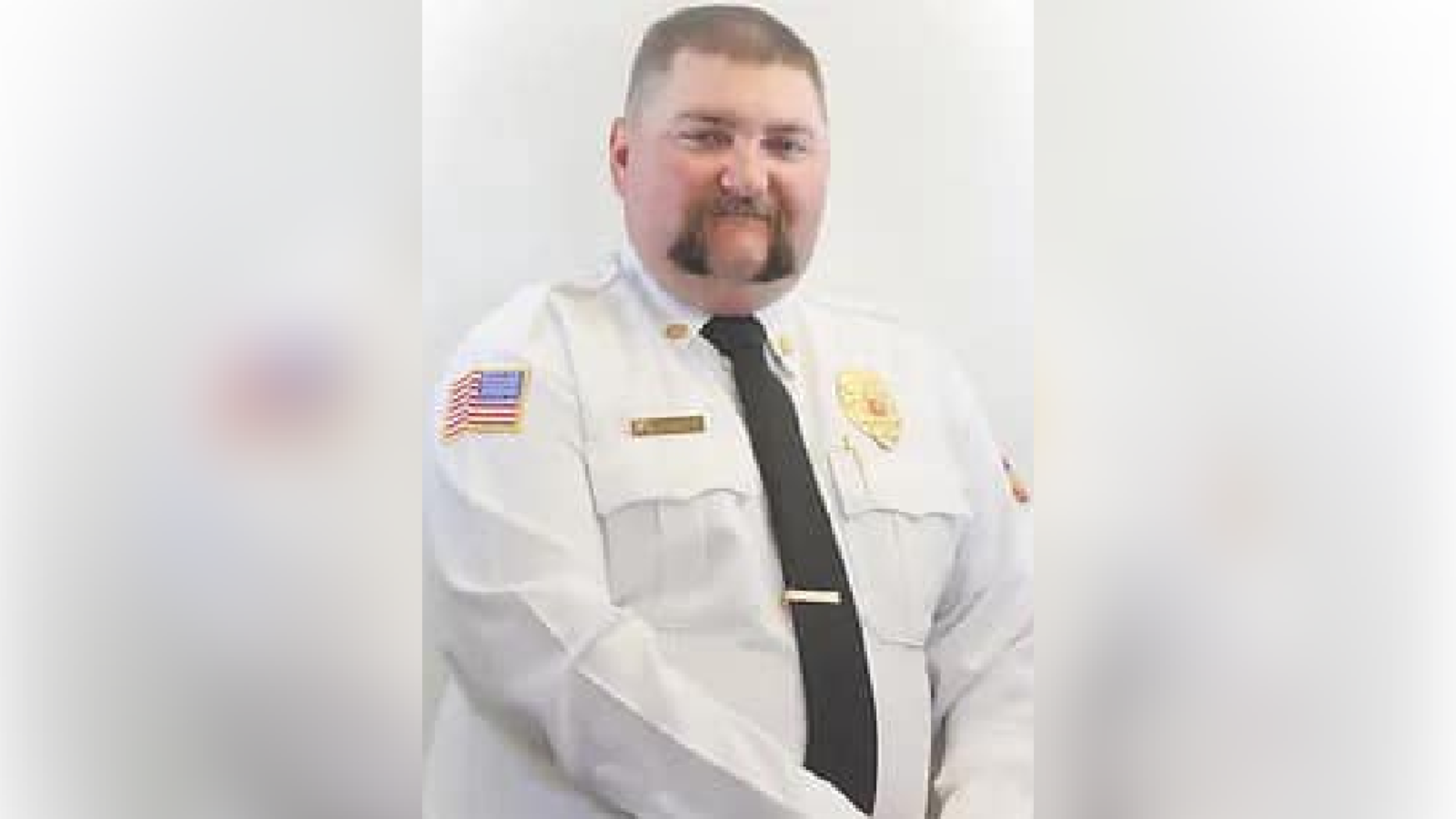 Headshot of Fire Chief Zeb Smith.