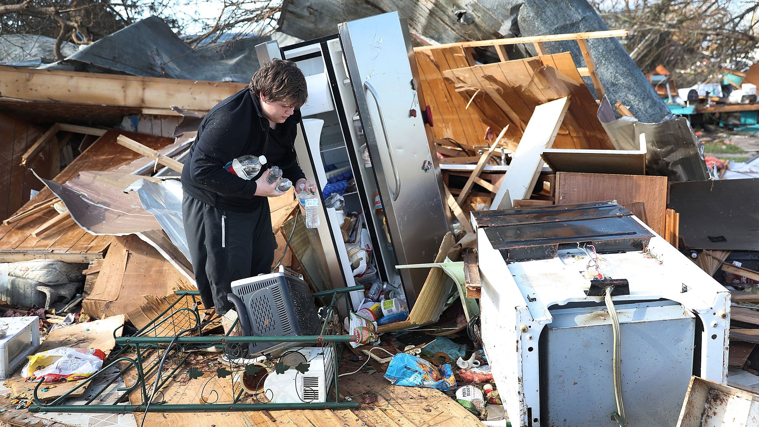 181013-arnesen-panama-city-destruction-hero_ft7zql